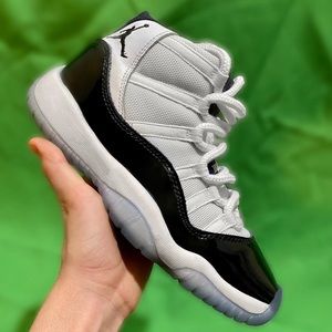 Air Jordan 11 Retro “Concord”